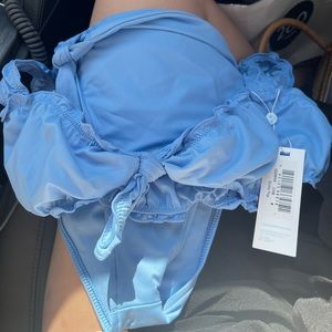 Frankie’s Bikinis Set